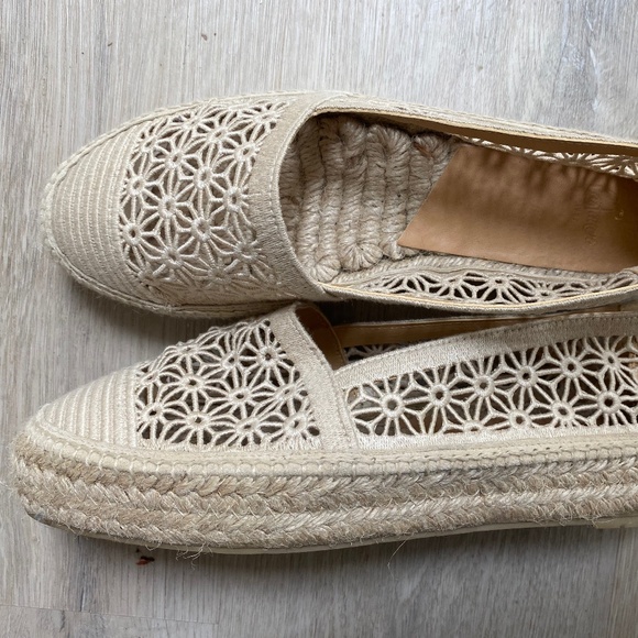 Castaner espadrille flats floral cutouts, size 40 or 9-9.5 - Picture 1 of 4